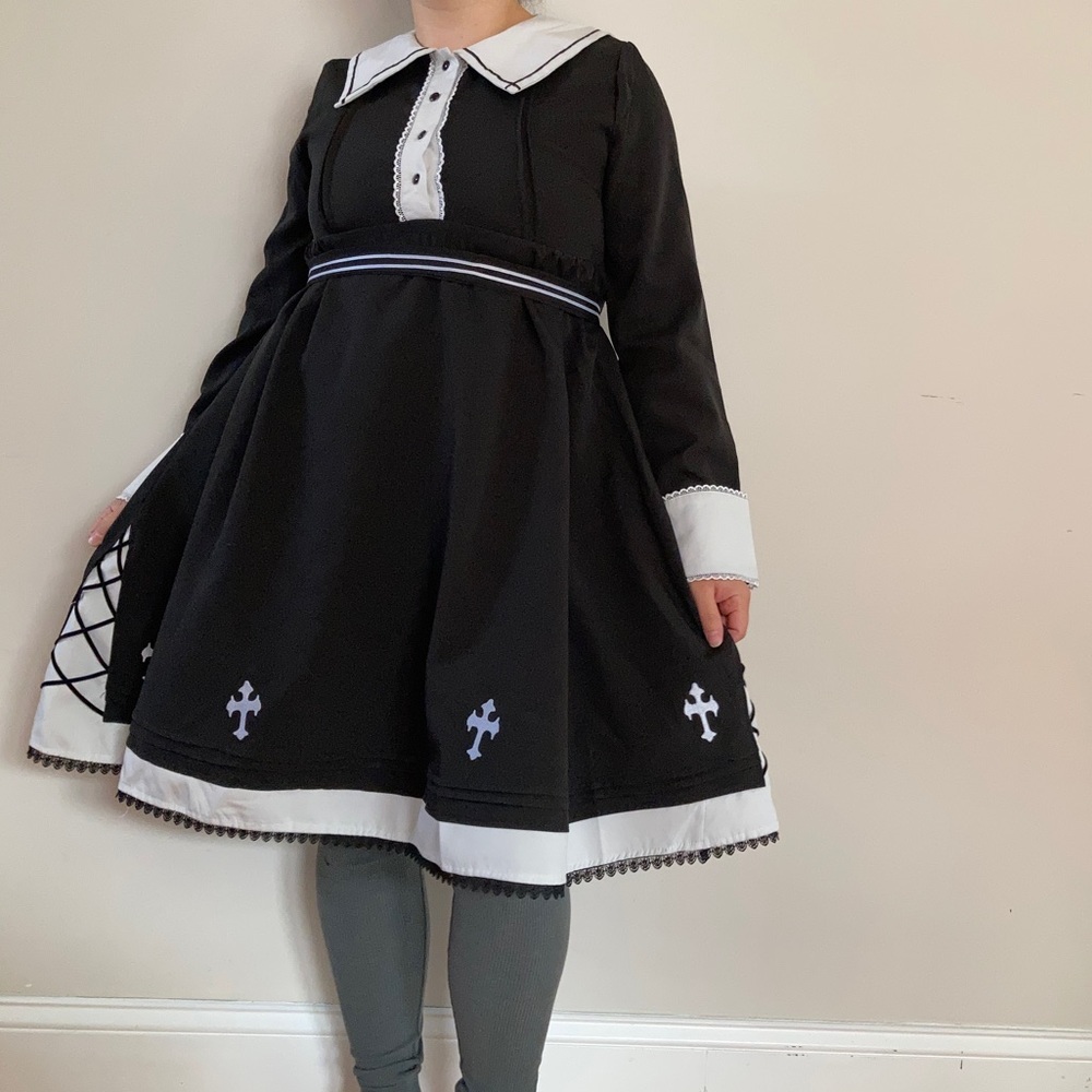Black Gothic Costume Dress White Collar Cross Design Buttons J-Yuefang Juniors L